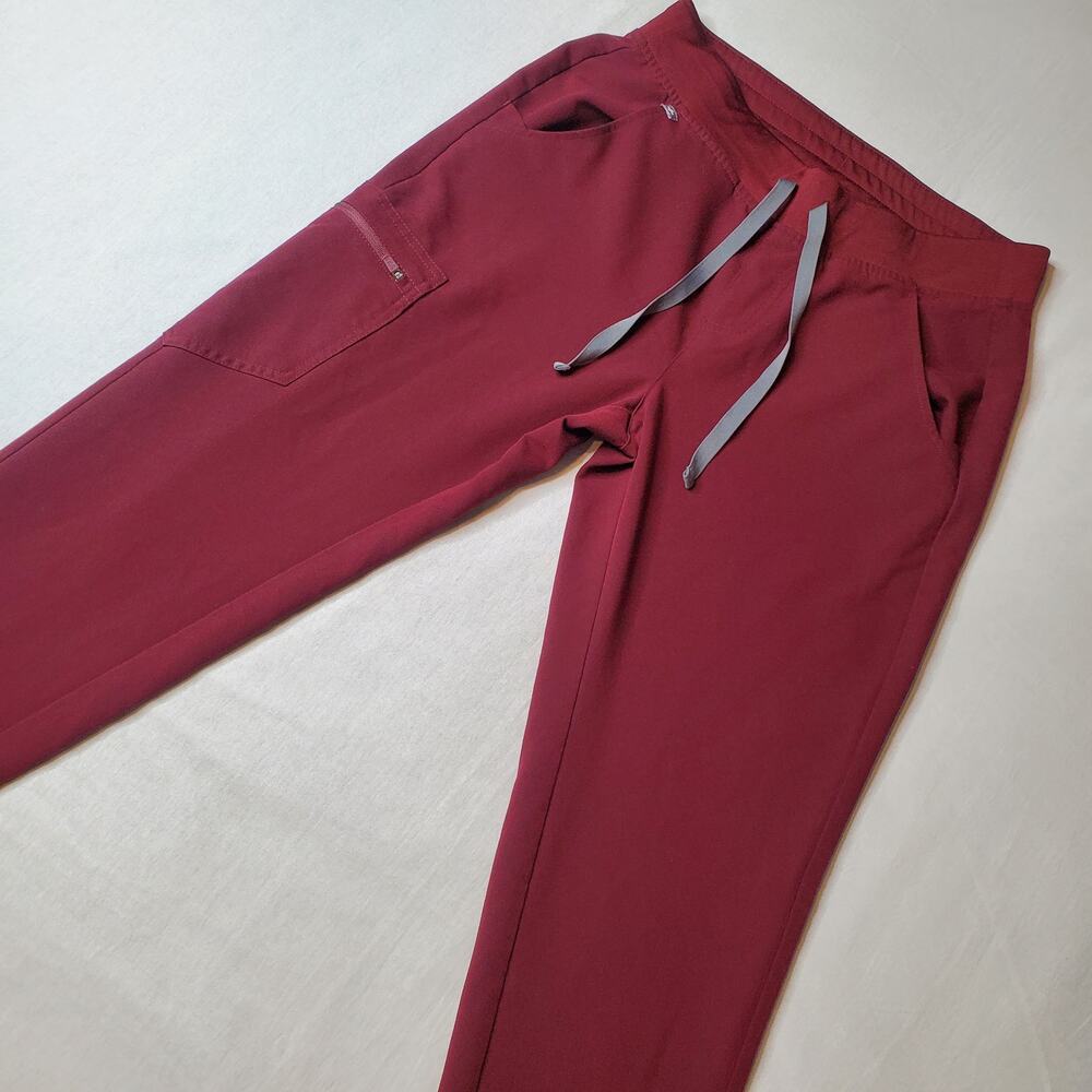 Figs Women's Size ST Zamora Jogger Scrub Pants Red W18SW2005T